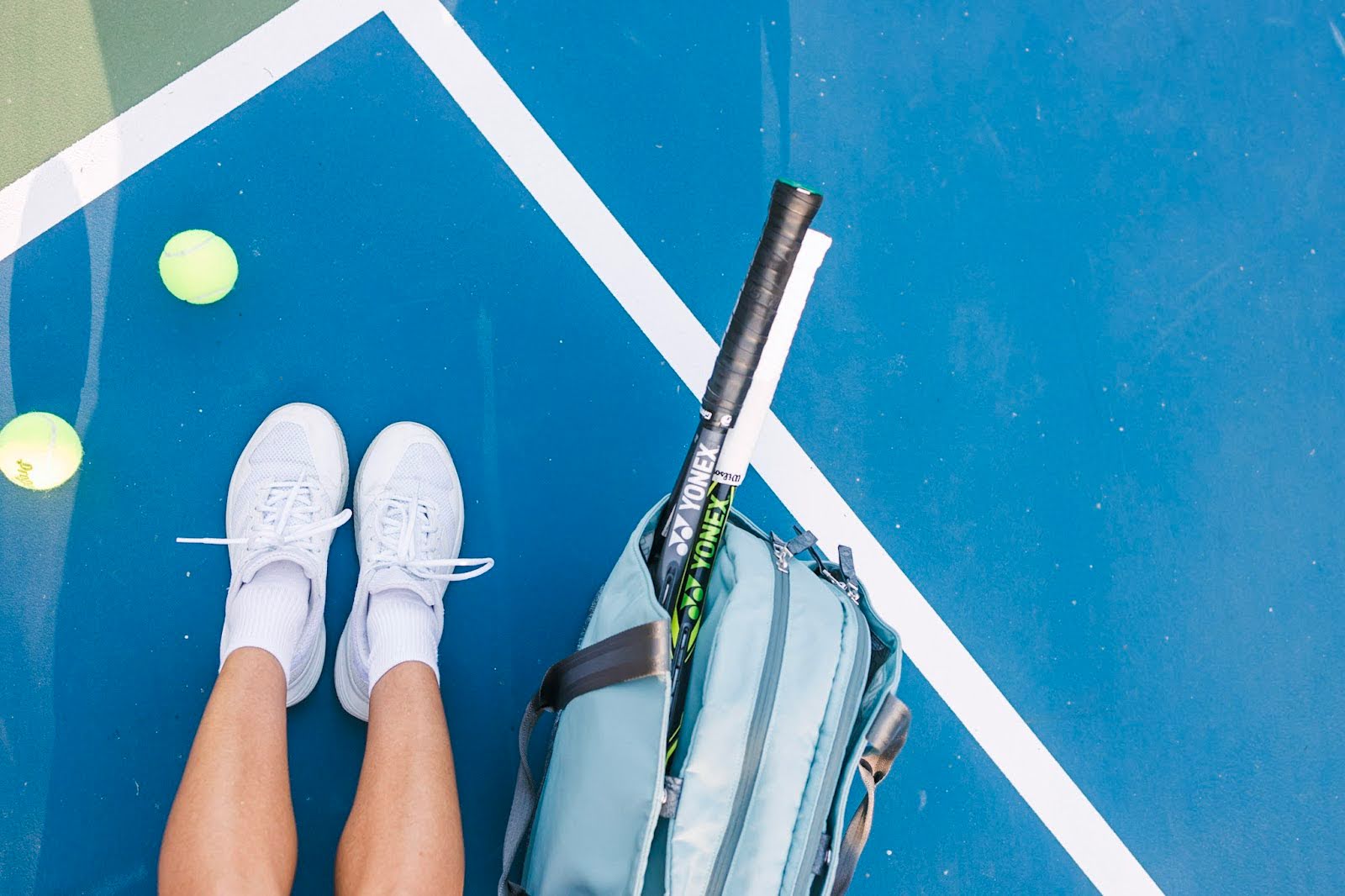 How to Wear a Tennis Bag: Tips from Doubletake x inPhorm - inPhorm NYC
