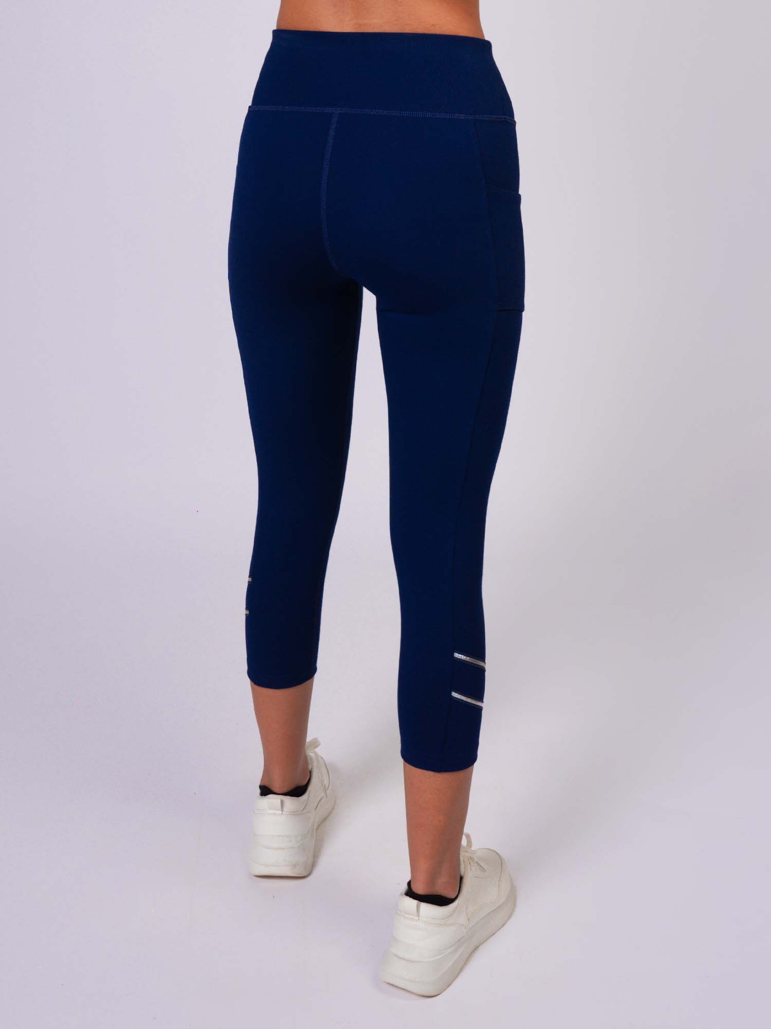 Zone Capri Legging