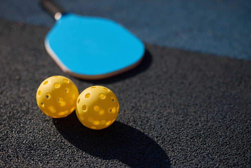 Can you play pickleball on a tennis court?