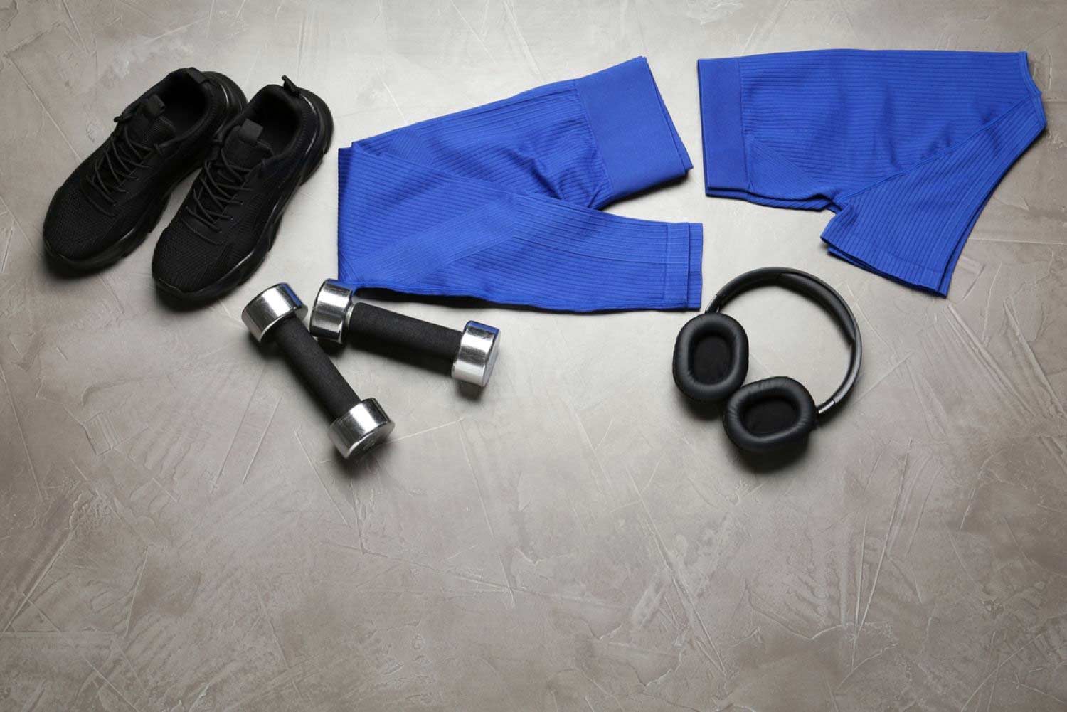 How Many Sets of Gym Clothes Do You Need?