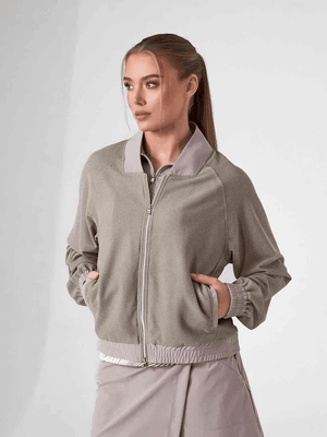 Why Women’s Golf Clothes Made with Sustainable Fabrics Are Shaping the Future of Performance Apparel - inPhorm NYC