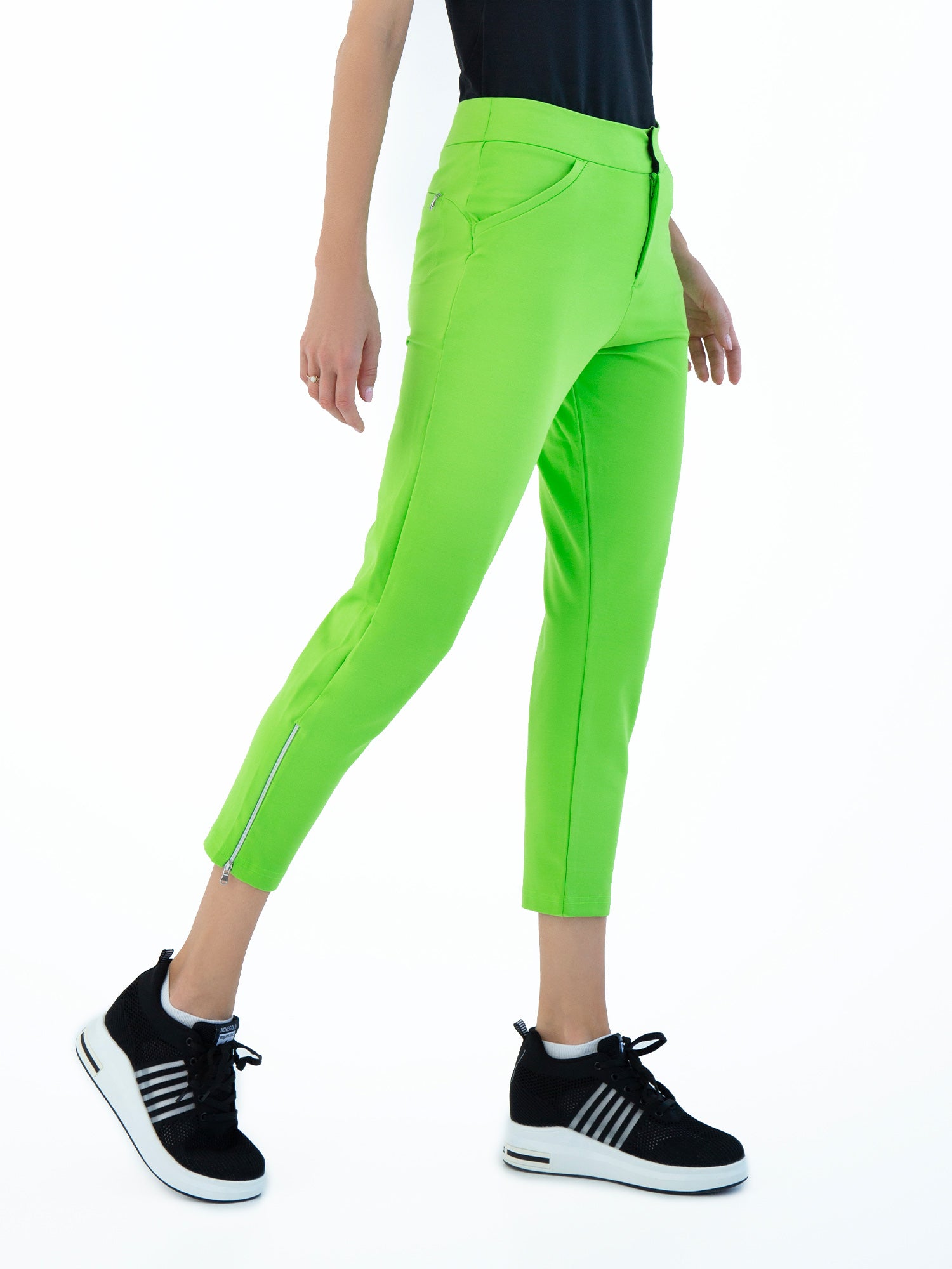 Women's Active Capri Pants with Pockets - Stretch & Comfort