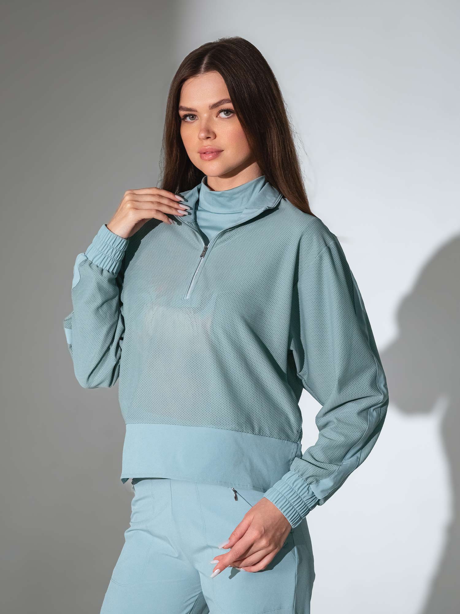 BAILA Mesh Half Zip Pullover | Technical Athletic Top with Pockets Tops - inPhorm NYCVERIDIAN