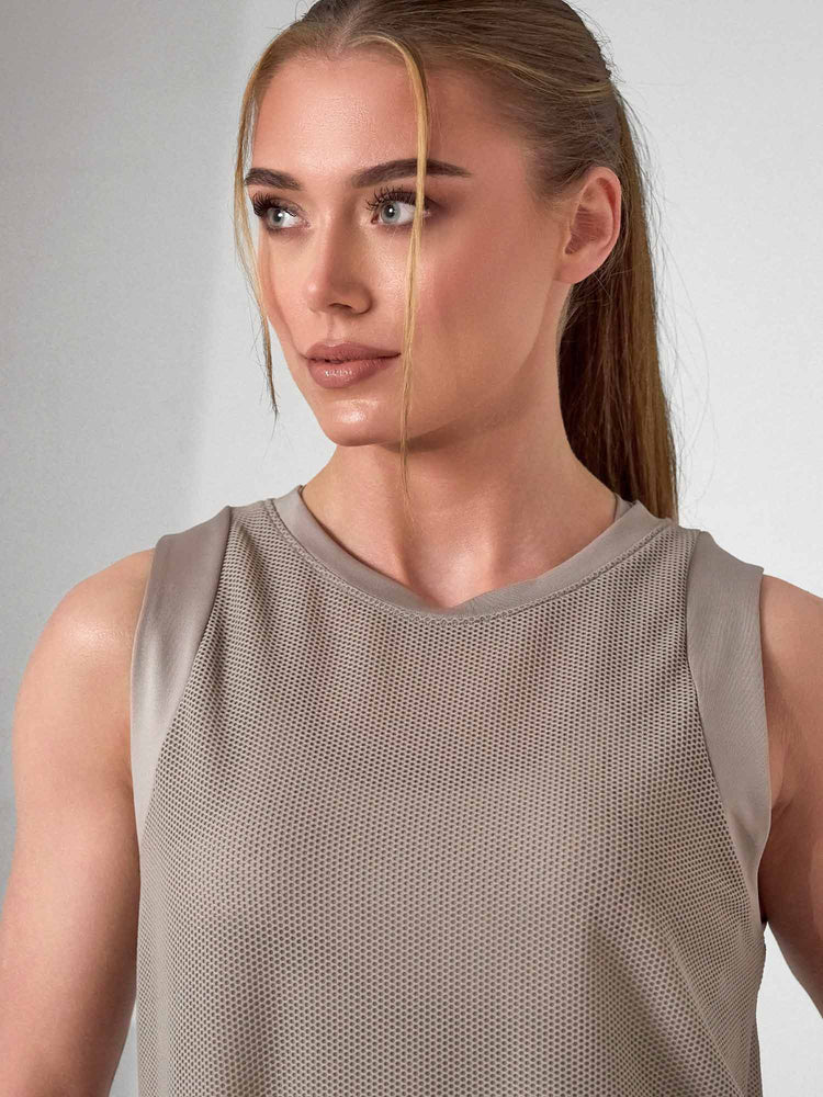BAILA Mesh Tank Top | Technical Athletic Tank with High - Low Hem | First Position Collection - inPhorm NYCLATTE