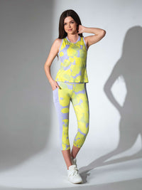 ELLE CAPRI | Performance Compression Leggings with Pockets Capris & Leggings - inPhorm NYCCOSMIC PRINT