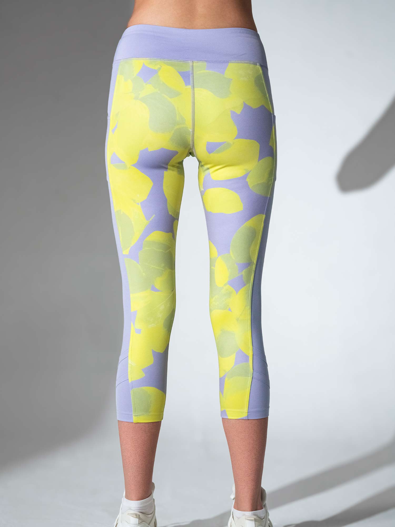 ELLE CAPRI | Performance Compression Leggings with Pockets Capris & Leggings - inPhorm NYCCOSMIC PRINT