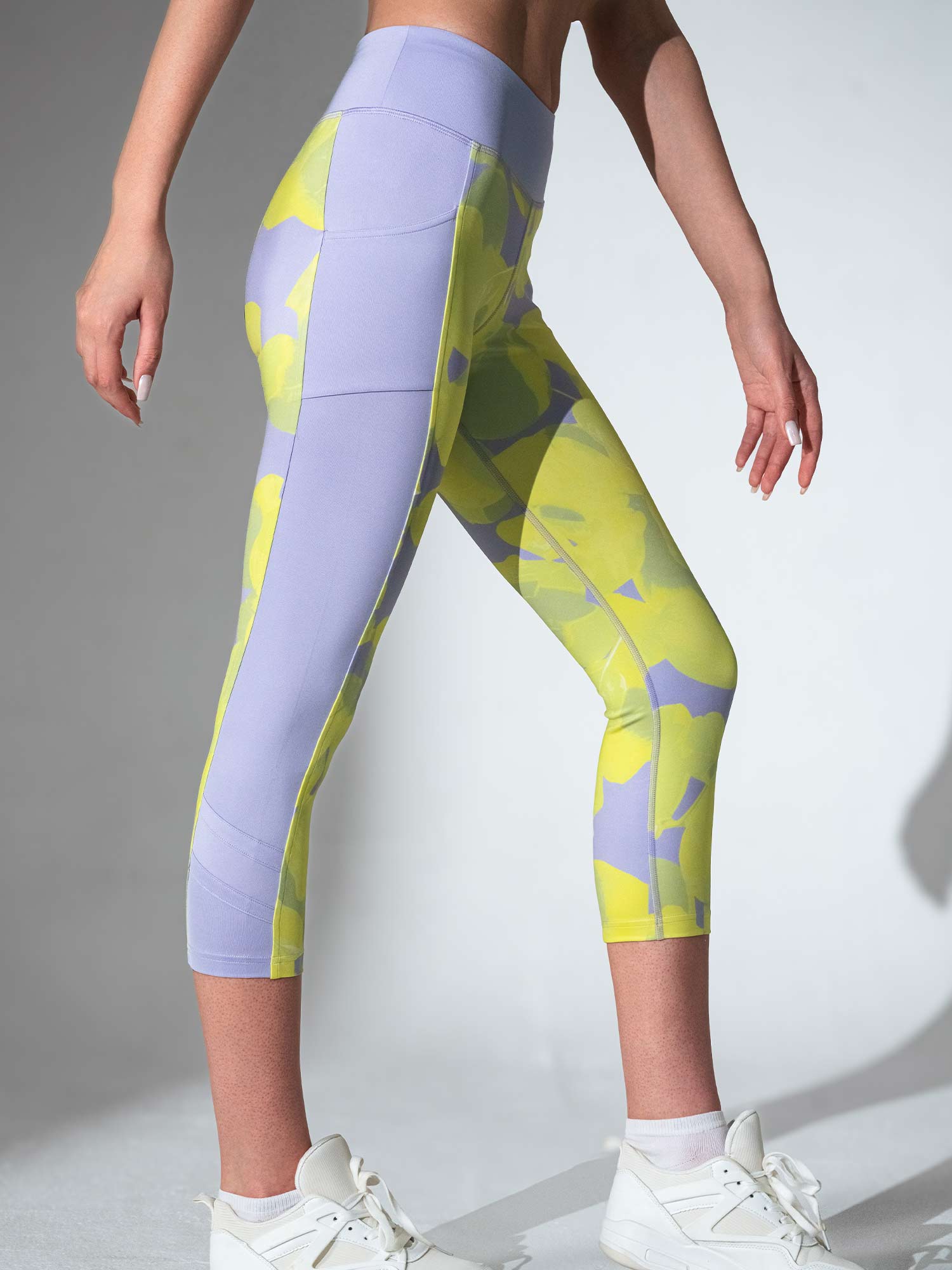 ELLE CAPRI | Performance Compression Leggings with Pockets Capris & Leggings - inPhorm NYCCOSMIC PRINT