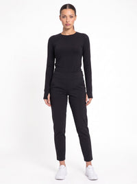 Stylish Women's Golf Pants - Fitted Design with Moisture-Wicking Pants- inPhorm NYCBlack