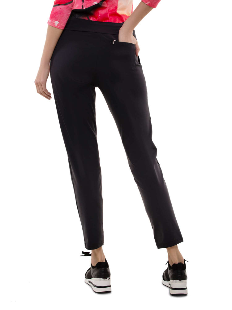 Stylish Women's Golf Pants - Fitted Design with Moisture - Wicking Pants - inPhorm NYCBlack