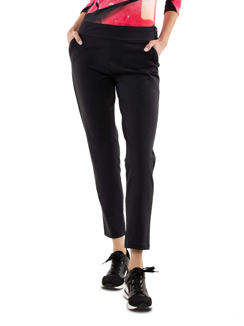 Stylish Women's Golf Pants - Fitted Design with Moisture - Wicking Pants - inPhorm NYCBlack