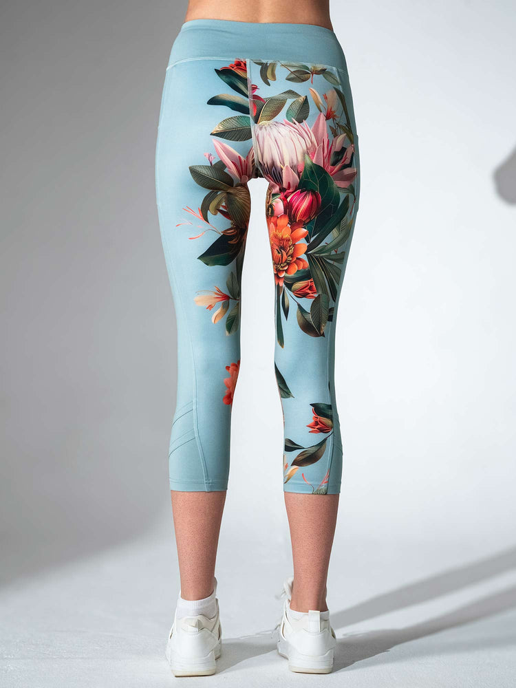 VIRIDIAN FLORAL PRINT ELLE CAPRI | Performance Compression Leggings with Pockets - inPhorm NYCVERIDIAN PRINT